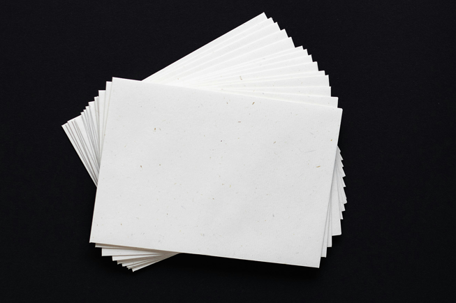 Hvad betyder gramvægt? Køb nemt papir i forskellige gramvægt hos JustMore